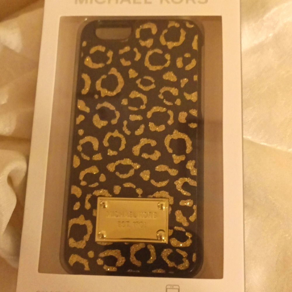 Michael Kors iPhone 6 gold black snap on case animal print style